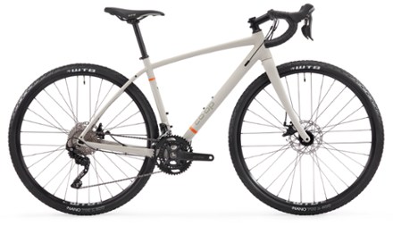 Co-op Cycles ADV 2.2 budget gravel bike