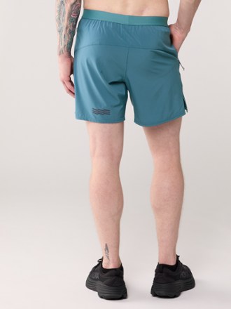 Janji 7" Traverse 2-in-1 Shorts - Men's 2