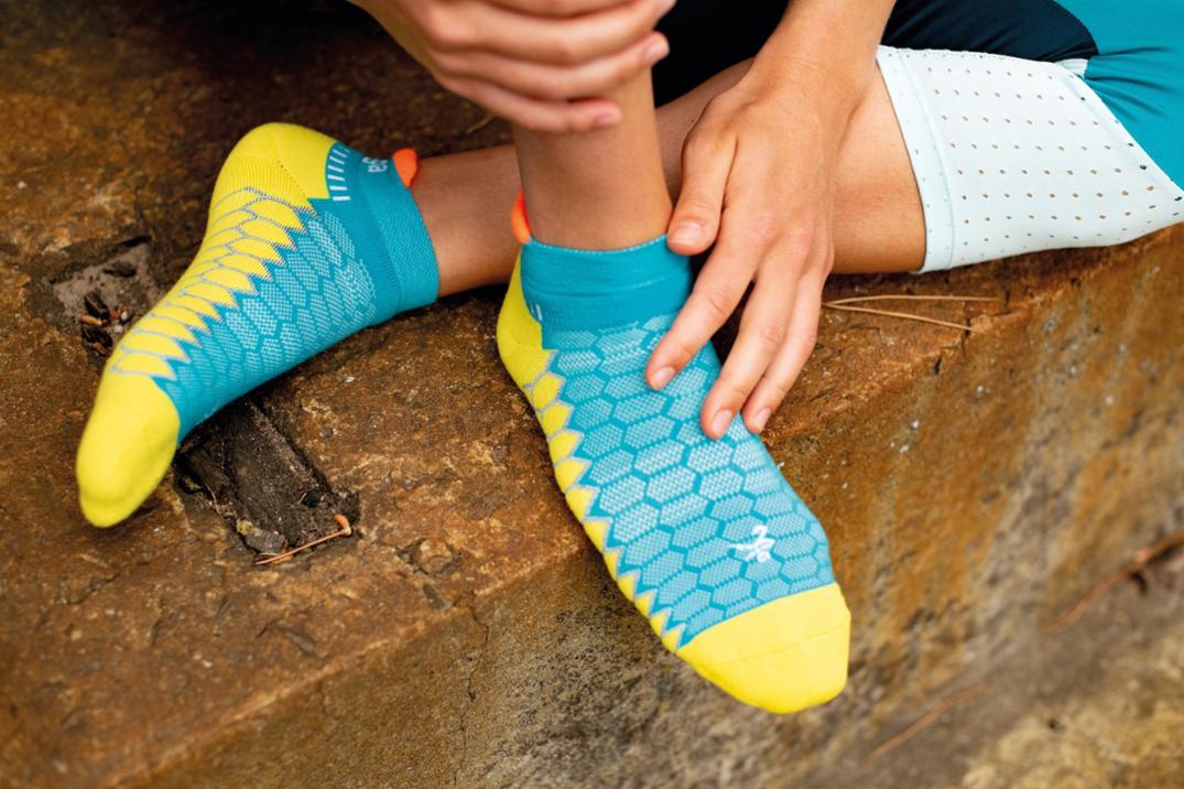 Location Image for Silver No-Show Socks