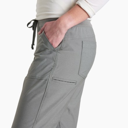 KUHL Trekr Pull-On Capri Pants - Women's 5