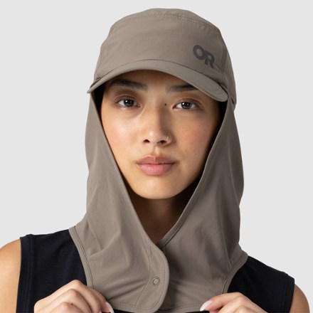 Outdoor Research Astroman Sun Cape Cap 1