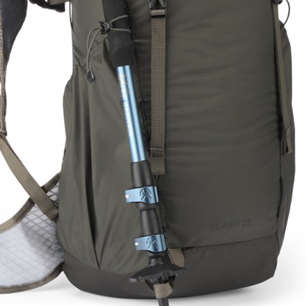 REI Co-op Flash 22 Pack Trekking pole attachments