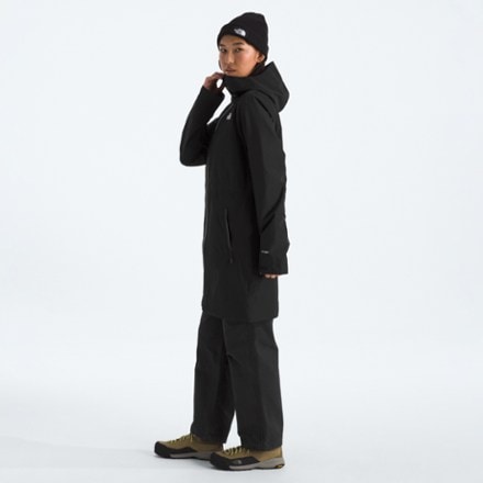 The North Face Hikesteller Parka - Women's 3