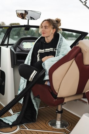 Nomadix Puffer Blanket 10