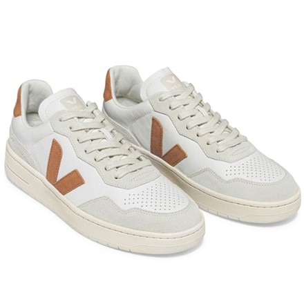Detail Image of color Extra White/Umber