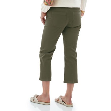 Aventura Landis Crop Pants - Women's 4