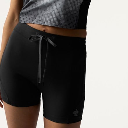 rabbit Pacer 4" Shorts - Women's 4