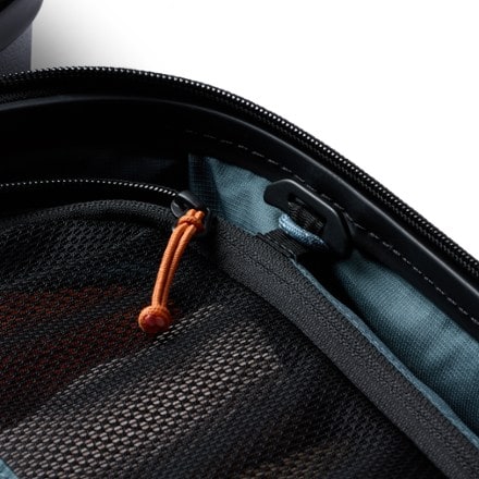 Bellroy Transit Carry-On 9
