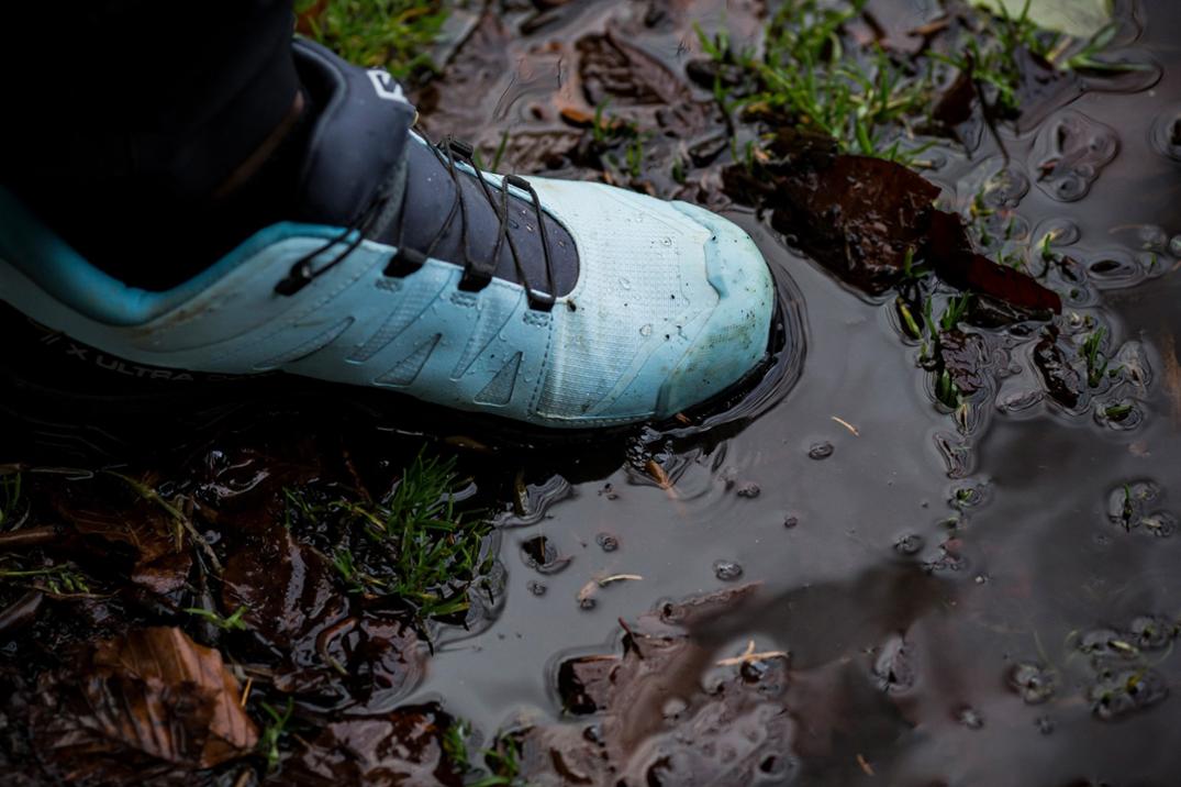 Location Image for X Ultra 4 GORE-TEX Hiking Shoes - Women's