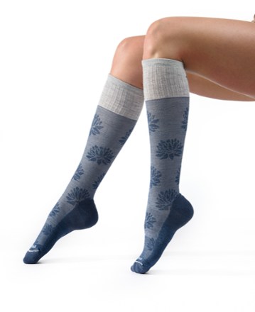 Sockwell Lotus Lift Firm Compression Socks - Women's 2