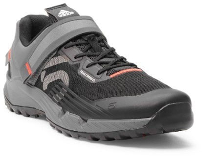 Five Ten Trailcross Clip-In Mountain Bike Shoes - Men's 3/4 view (Core Black/Grey Three)