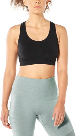 seamless sports bra