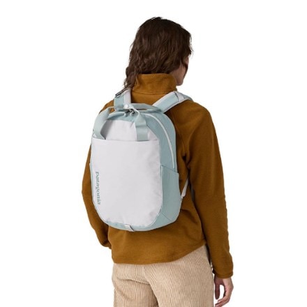 Patagonia Atom 20L Tote Pack 1