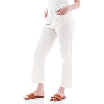 Aventura Halifax Stretch Chino Crop Pants - Women's 1