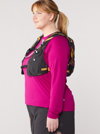 REI Co-op Swiftland 5 Hydration Vest - Women's 5