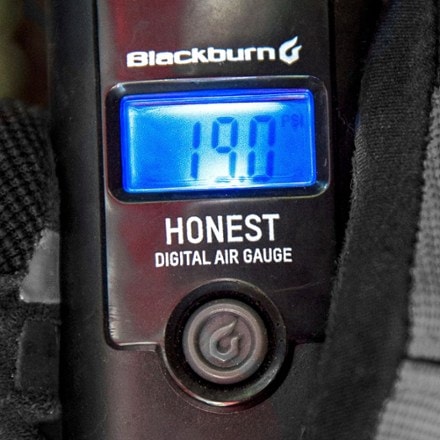 Blackburn Honest Digital Pressure Gauge 4