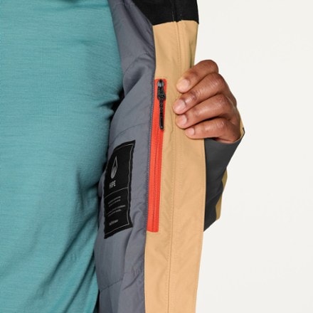 Peak Performance Edge HIPE 2L Insulated Jacket - Women's 9