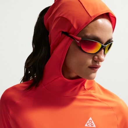 Nike ACG Trail UV Hooded Mid Layer - Women's 3