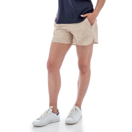 Aventura Menlo Shorts - Women's 3