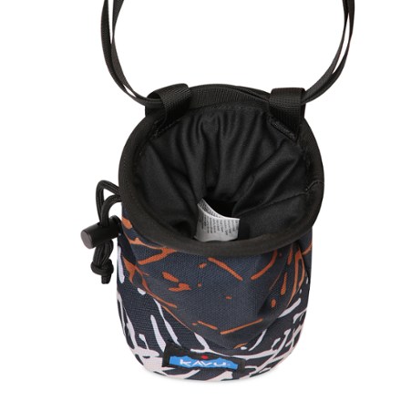 KAVU Peak Seeker Chalk Bag - Graphic 2