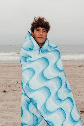 Nomadix Puffer Blanket 2