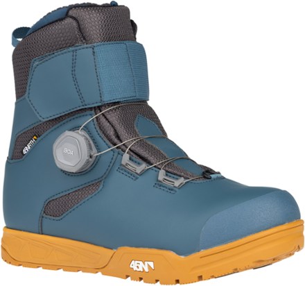 45NRTH Wolvhammer Boa Winter Cycling Boots 1