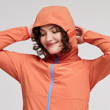 Cotopaxi Vuelta Performance Windbreaker - Women's 5