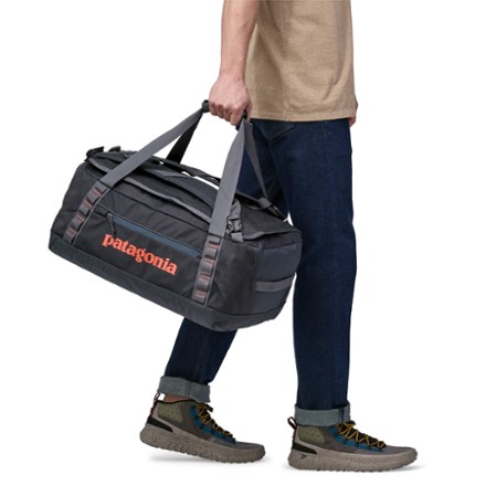 Patagonia Black Hole Duffel 40 L 9