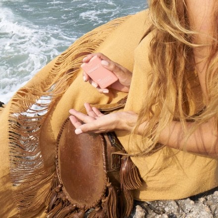 Noshinku Refillable Ultra-Moisturizing Pocket Sanitizer 9