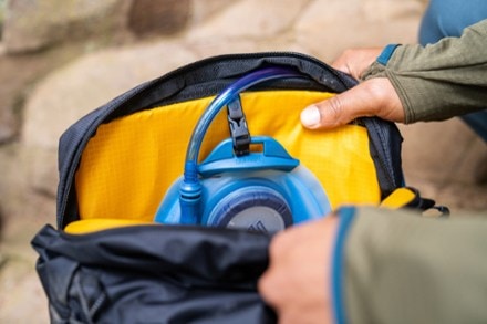 Gregory Alpinisto 25 Pack Hydration reservoir not included