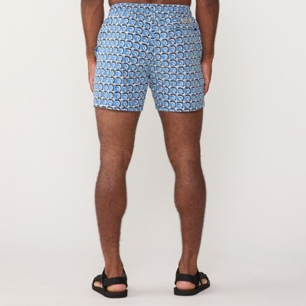 Fair Harbor Bungalow 5" Swim Trunks - Men's 2