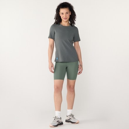 Janji Pace 7" Shorts - Women's 5