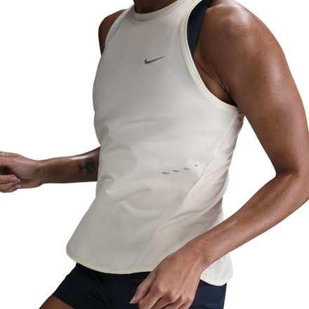 Nike Swift Dri-FIT Tank Top - Women's 5