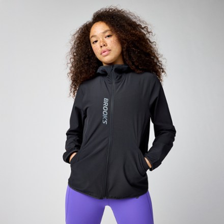 Brooks Canopy Jacket - Women's 1