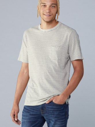 patagonia trail harbor tee