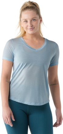 Smartwool Active Ultralite V-Neck T-Shirt - Women's 1