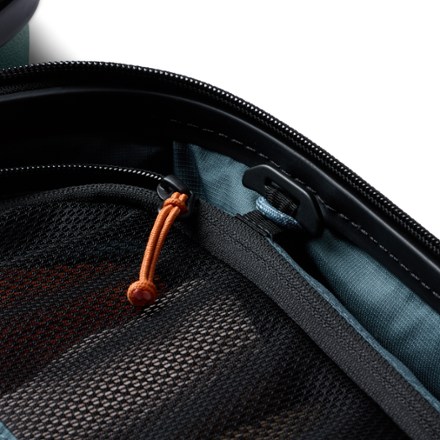 Bellroy Transit Carry-On 9