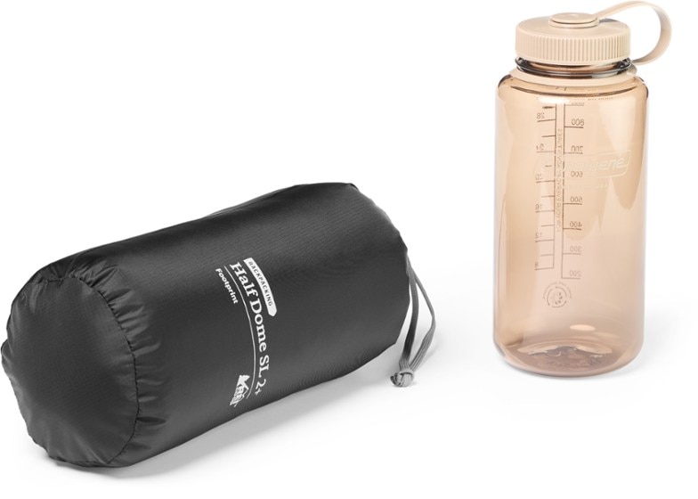 Stuff sack (32 fl. oz. bottle not included)