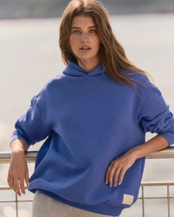 Vuori Restore Oversized Hoodie - Women's 6