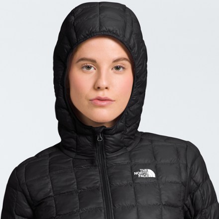 The North Face ThermoBall Eco Insulated Hoodie 2.0 - Women's 4