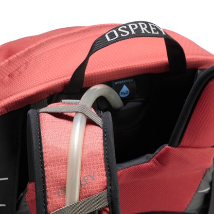 Osprey Tempest 22 Pack - Women's Hydration port & tube routing