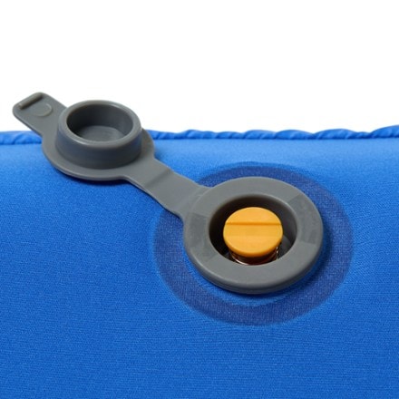 Ballast Beach Pillow Air valve