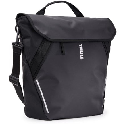 Thule Chasm 22 L Courier Bag 0