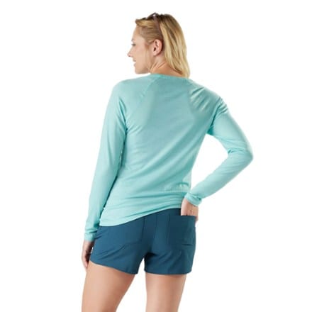 Smartwool Classic All-Season Merino Base Layer Long-Sleeve Shirt - Women's 1