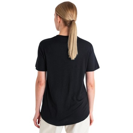Icebreaker Merino 150 Tech Lite Relaxed T-Shirt - Women's 2