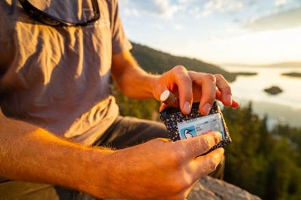 Chums Surfshorts Wallet LTD 2