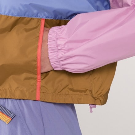 Cotopaxi Teca Crop Windbreaker - Women's 6