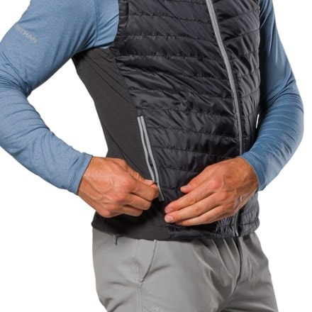 Nathan Navigator Hybrid Vest - Men's 6