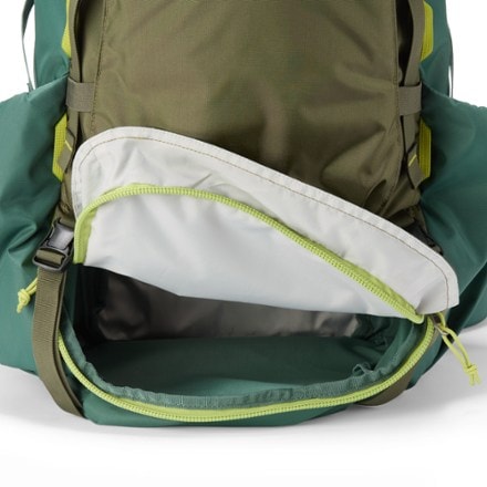 REI Co-op Passage 55+10 Pack - Kids' 9