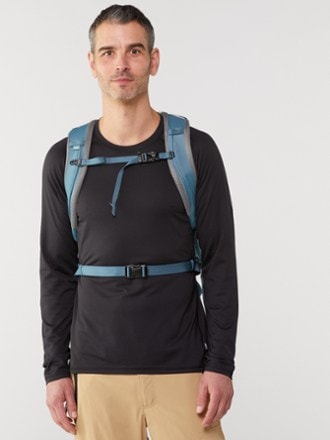 REI Co-op Trail 25 Pack 3